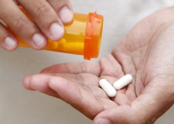 Combining two most cancers pills may want to help slow increase of tumors